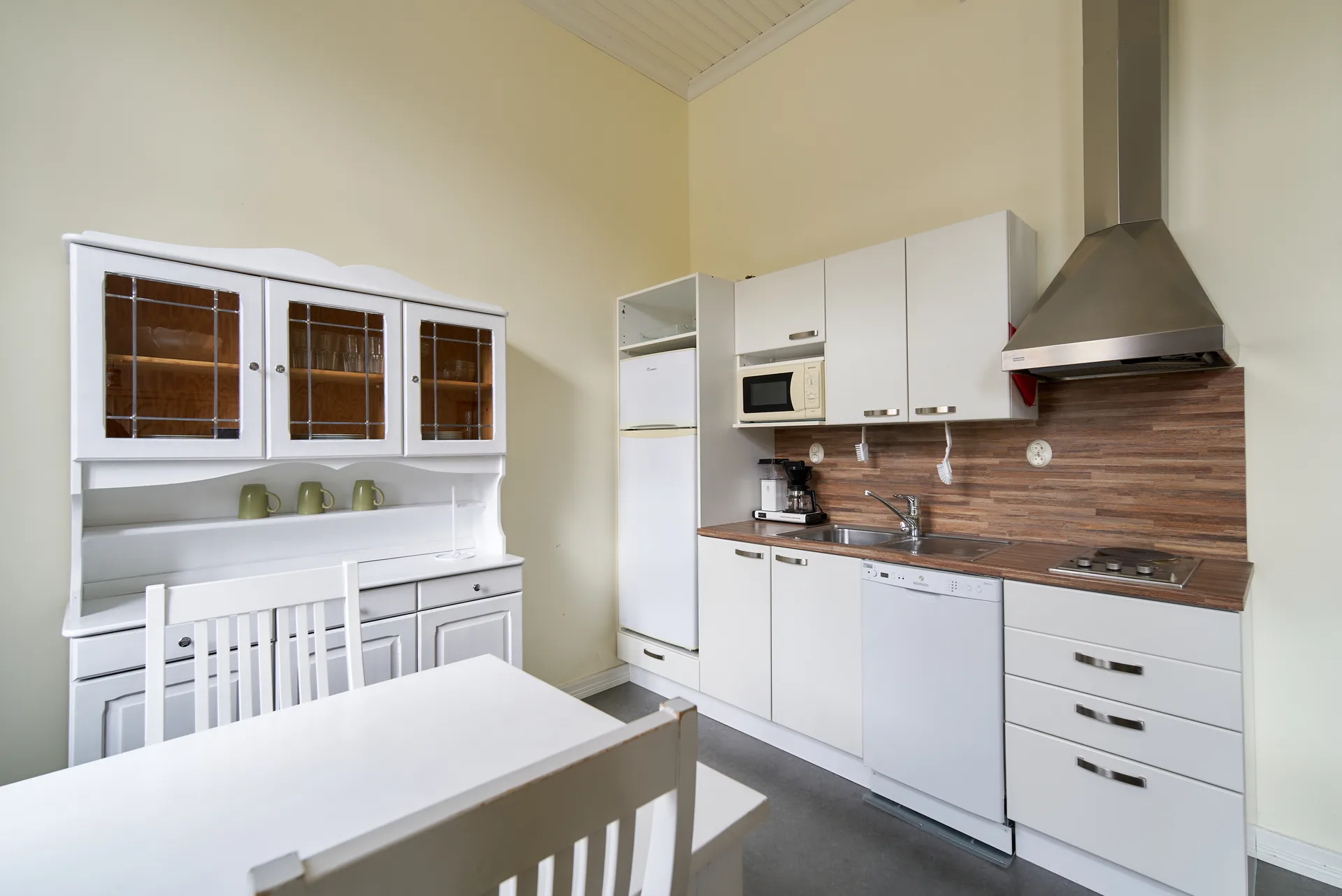 B4 – kitchen